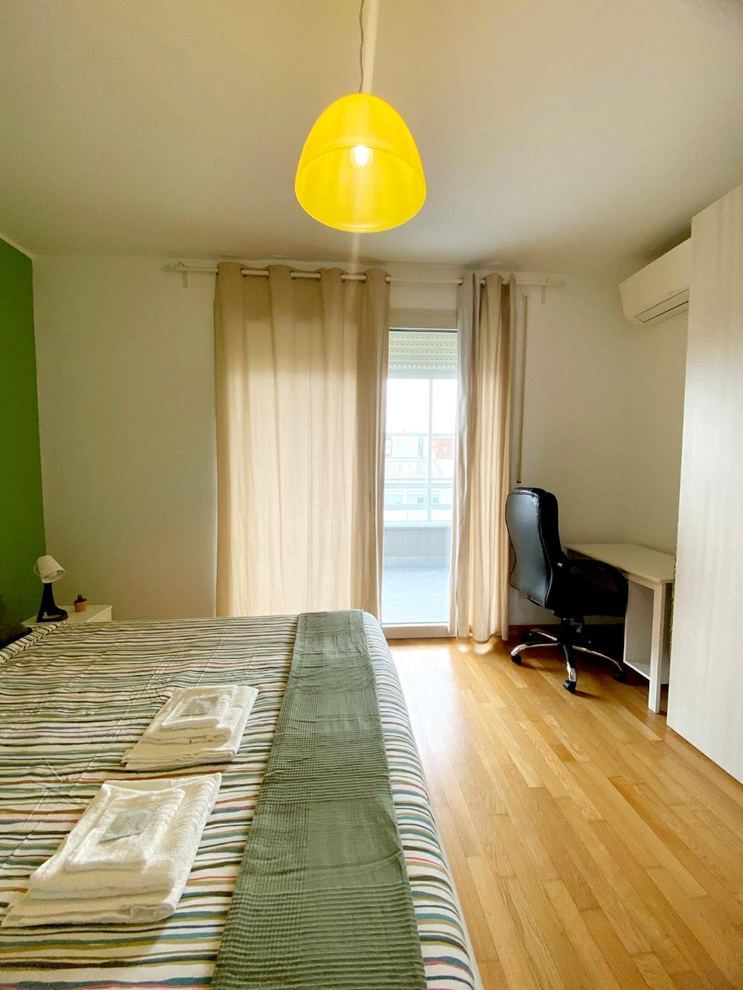 Apartment Pop House Romolo-milano Metro To Station *