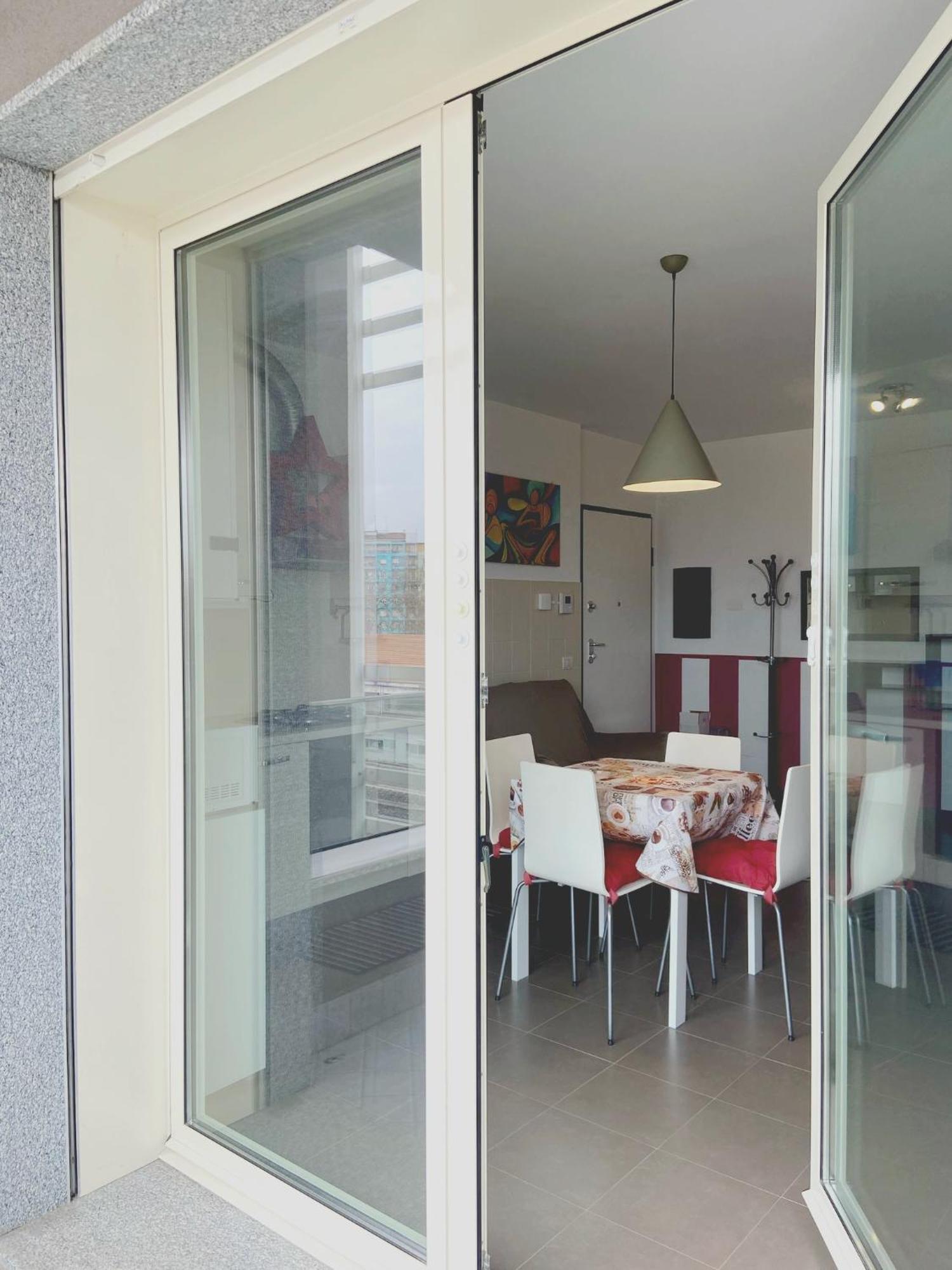 Apartment Pop House Romolo-milano Metro To Station *