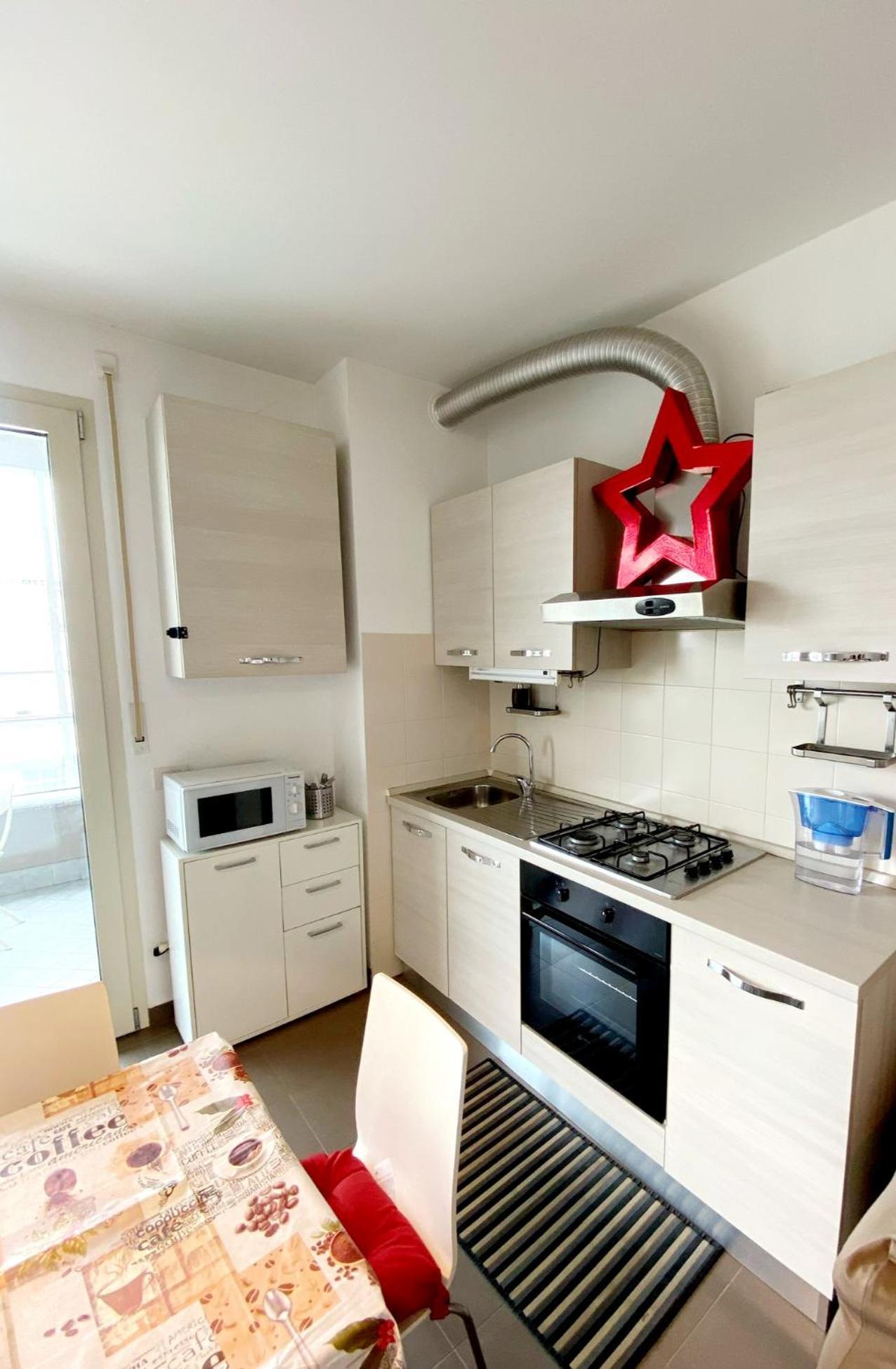 Apartment Pop House Romolo-milano Metro To Station