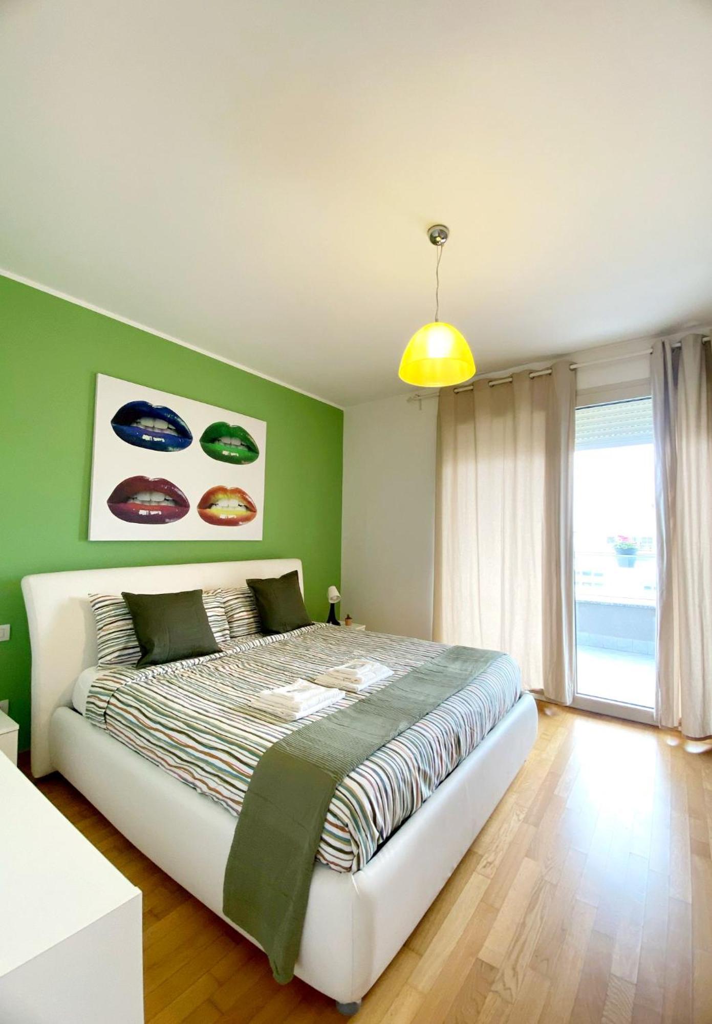 Apartment Pop House Romolo-milano Metro To Station *
